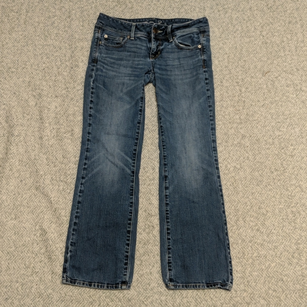 Slim boot cut american eagle jeans women's 4 short